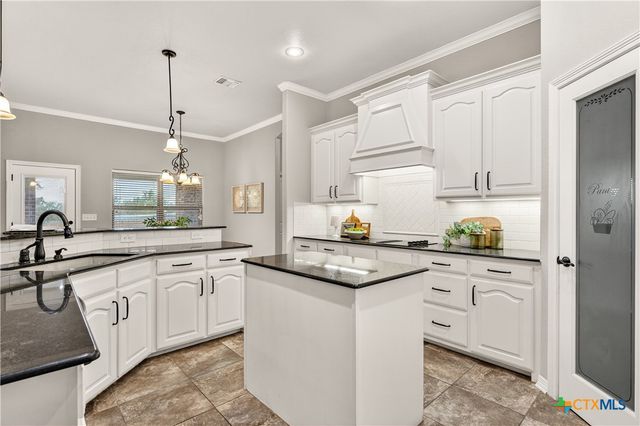 2145 Yturria Drive, Belton, TX 76513