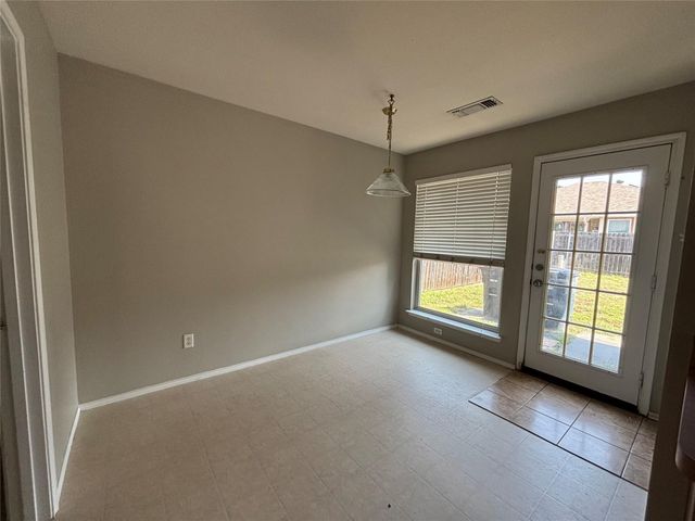10456 Fossil Hill Drive, Fort Worth, TX 76131