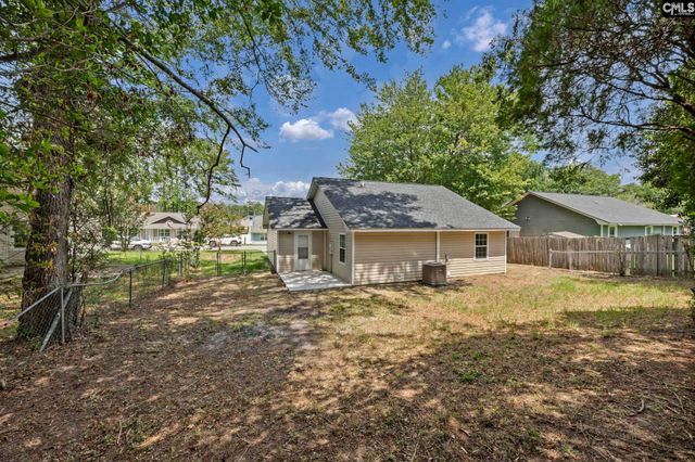 404 Greenlake Drive, Hopkins, SC 29061