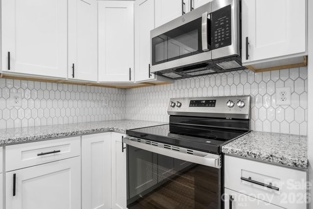 41 Tennyson Drive, Taylorsville, NC 28681