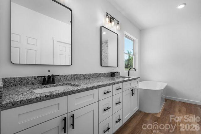 41 Tennyson Drive, Taylorsville, NC 28681