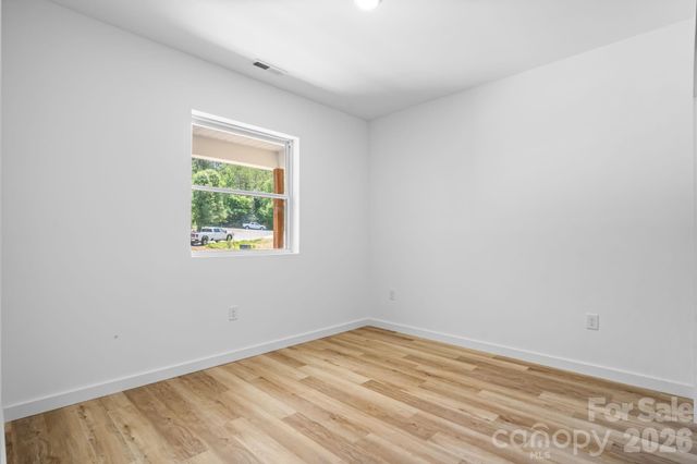 41 Tennyson Drive, Taylorsville, NC 28681