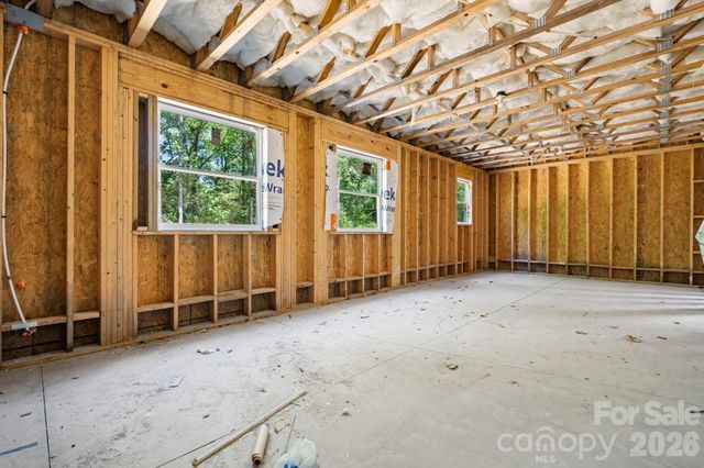 41 Tennyson Drive, Taylorsville, NC 28681