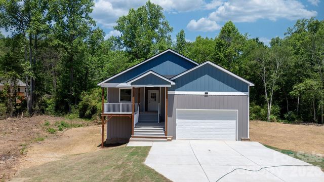 41 Tennyson Drive, Taylorsville, NC 28681