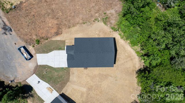 41 Tennyson Drive, Taylorsville, NC 28681