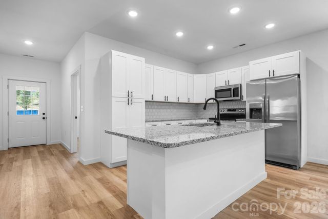 41 Tennyson Drive, Taylorsville, NC 28681