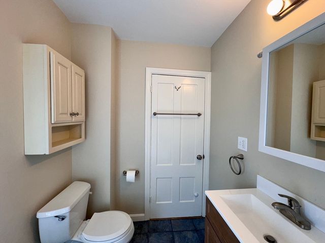 117 Salem 117, Reading, MA 01867