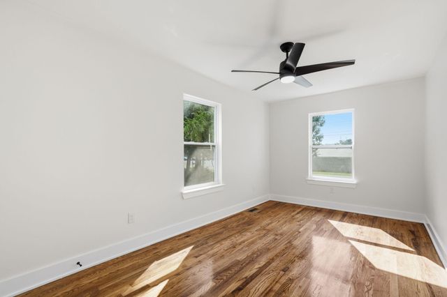 27 Vista Drive, Chattanooga, TN 37411