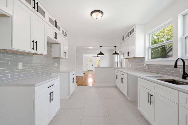 27 Vista Drive, Chattanooga, TN 37411