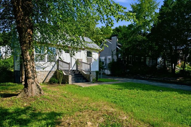 27 Vista Drive, Chattanooga, TN 37411