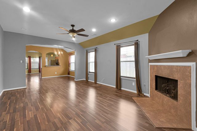21814 Cascade Hollow Lane, Spring, TX 77379
