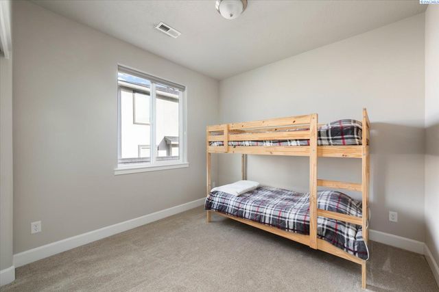 4840 Tillamook Dr, Richland, WA 99352