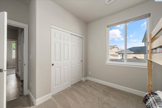 4840 Tillamook Dr, Richland, WA 99352