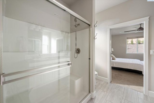 4840 Tillamook Dr, Richland, WA 99352