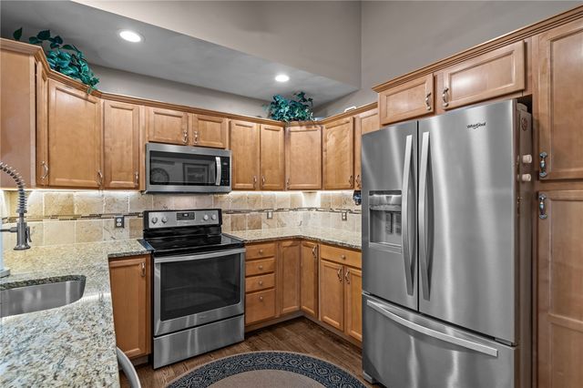 6 Emerson Court, West Warwick, RI 02893