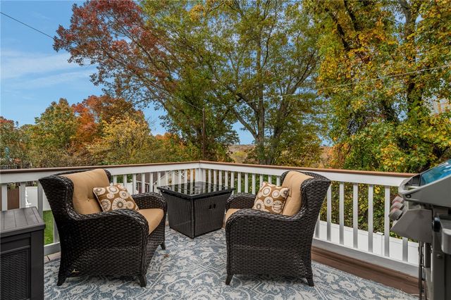 6 Emerson Court, West Warwick, RI 02893