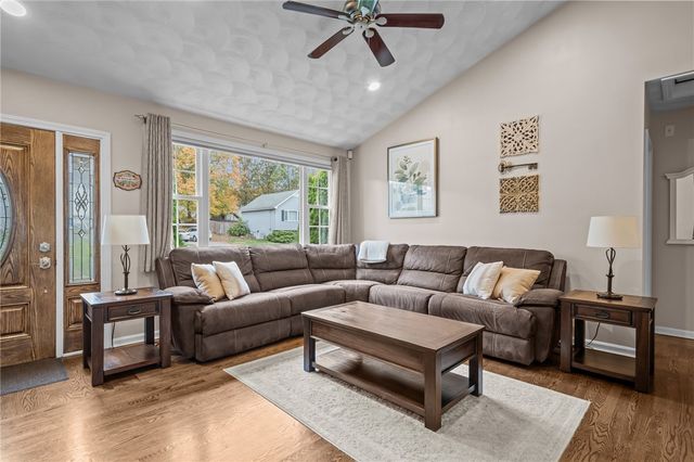 6 Emerson Court, West Warwick, RI 02893