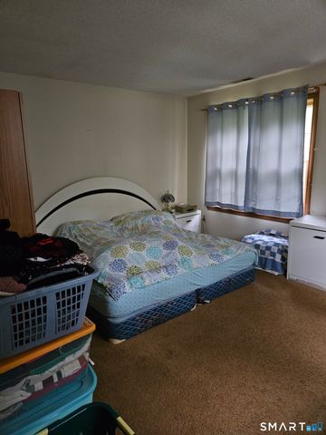 380 Hitchcock Road 45, Waterbury, CT 06705