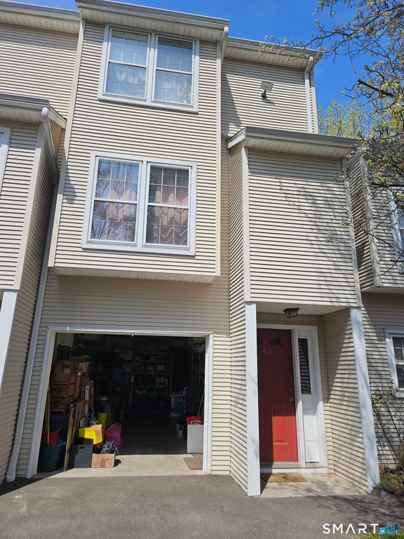380 Hitchcock Road 45, Waterbury, CT 06705