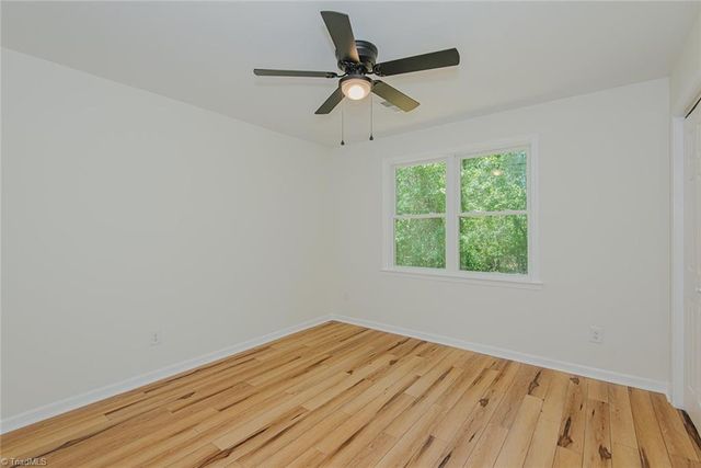 404 Walker Avenue, Graham, NC 27253