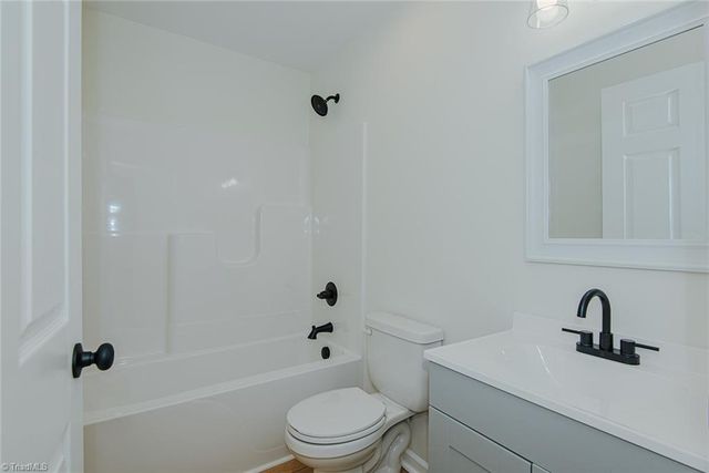 404 Walker Avenue, Graham, NC 27253