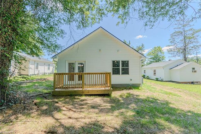 404 Walker Avenue, Graham, NC 27253