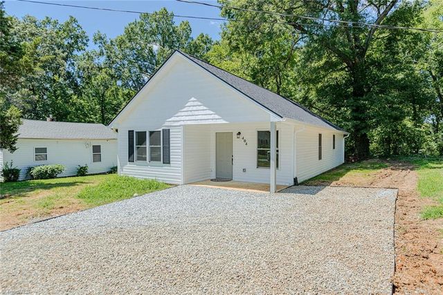 404 Walker Avenue, Graham, NC 27253
