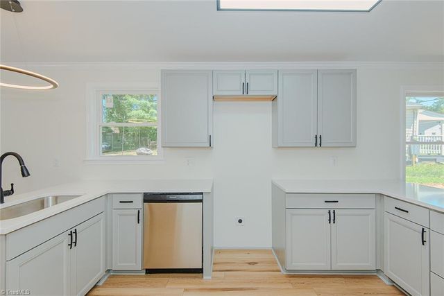 404 Walker Avenue, Graham, NC 27253