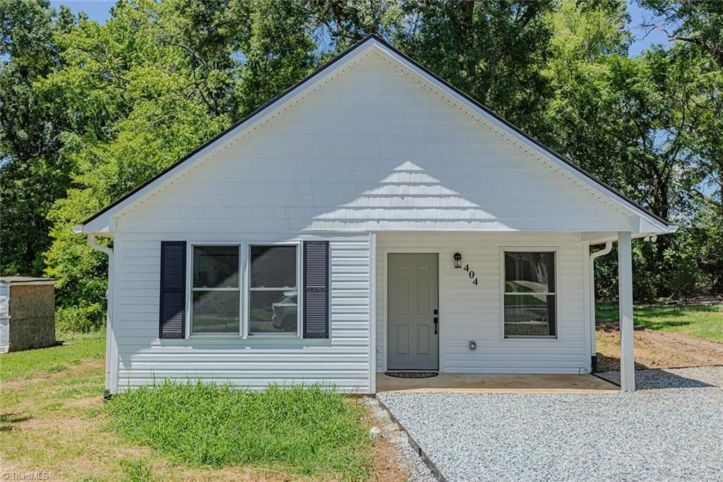 404 Walker Avenue, Graham, NC 27253