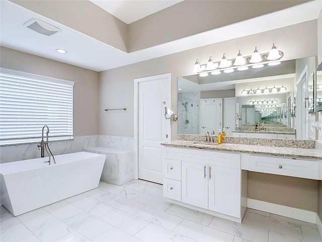 29909 CEDAR WAXWING DRIVE, Wesley Chapel, FL 33545
