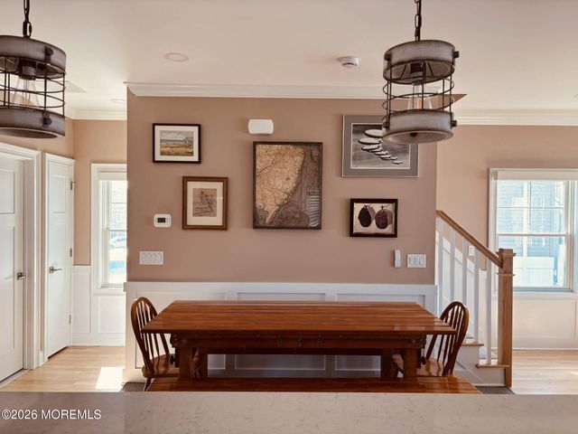 39 20th Avenue, Seaside Park, NJ 08752