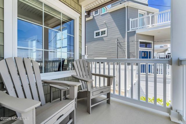 39 20th Avenue, Seaside Park, NJ 08752