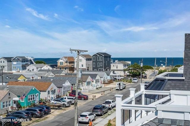 39 20th Avenue, Seaside Park, NJ 08752
