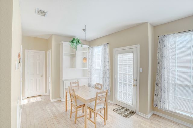 9504 Rodeo Drive, Irving, TX 75063