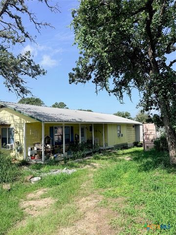 140 Mackie Lane, Seguin, TX 78155