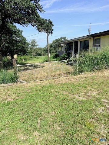 140 Mackie Lane, Seguin, TX 78155