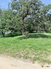 140 Mackie Lane, Seguin, TX 78155