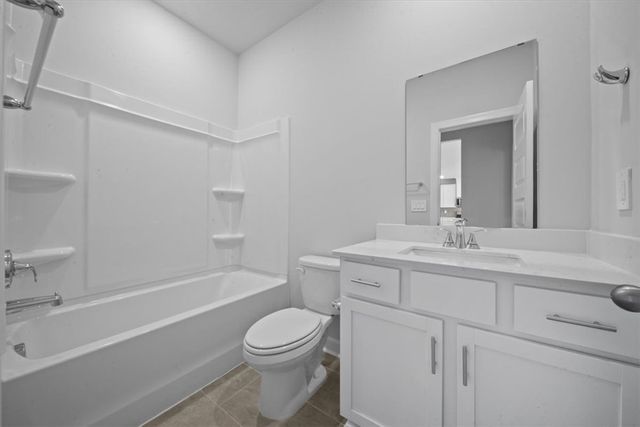 105 Madison Court, Gray Court, SC 29645