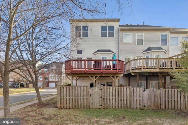 2558 JAMES MONROE CIR, Herndon, VA 20171