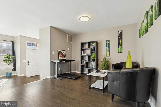 2558 JAMES MONROE CIR, Herndon, VA 20171