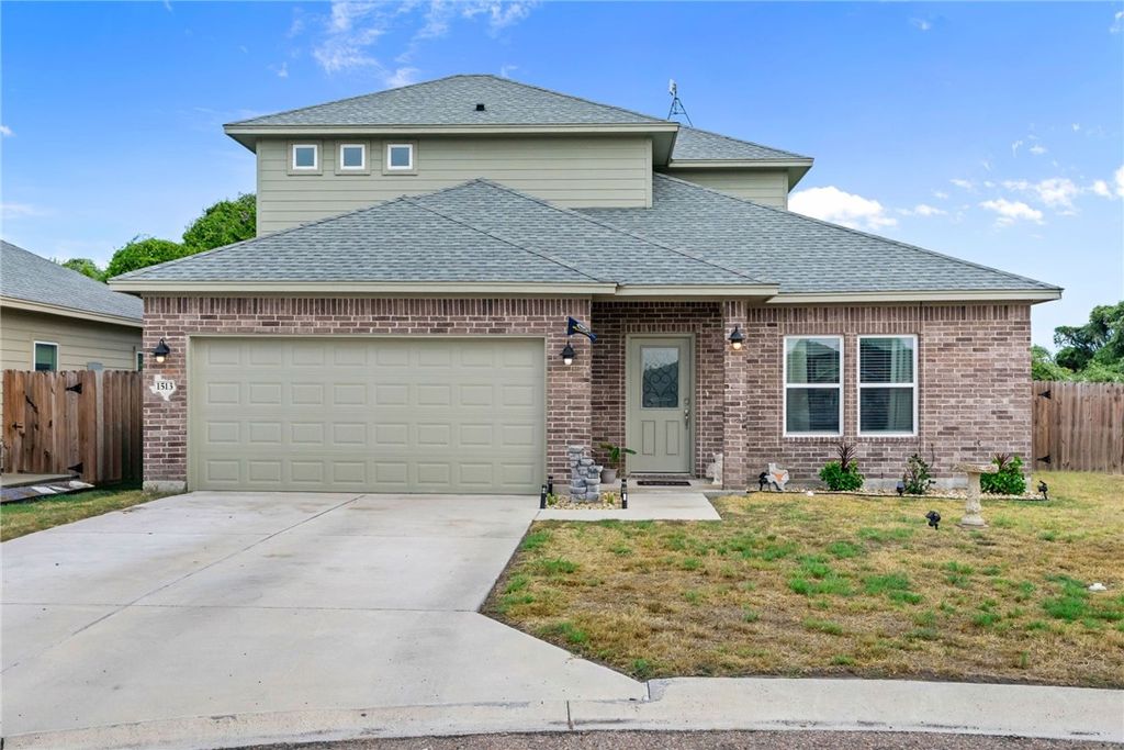 1513 Lisa Ann Dr, Aransas Pass, TX 78336
