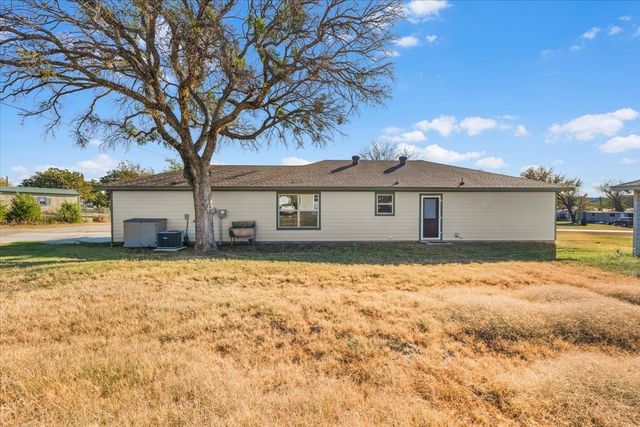 5532 Highview Drive, Granbury, TX 76048