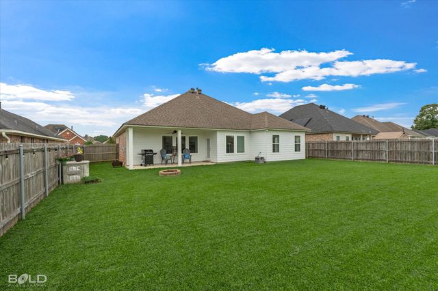 2054 Briar Hollow, Shreveport, LA 71118