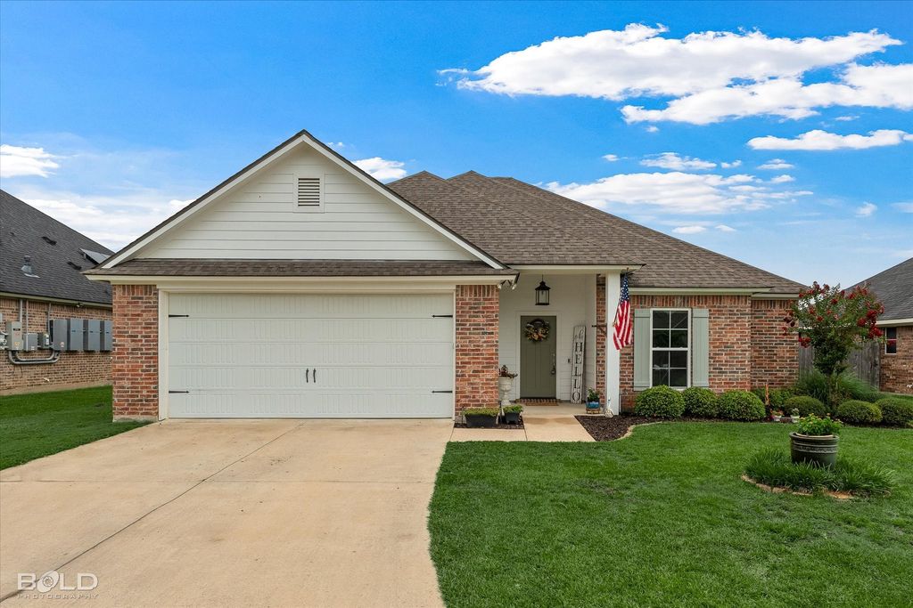 2054 Briar Hollow, Shreveport, LA 71118
