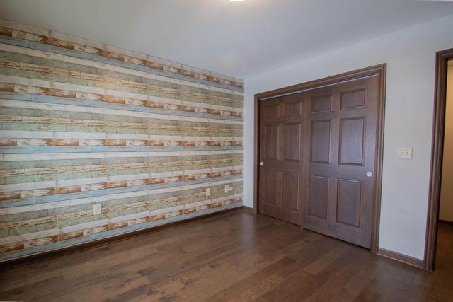 301 Creekside COURT, Watertown, WI 53098