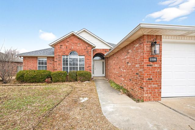 1804 SW Spruce Road, Bentonville, AR 72713