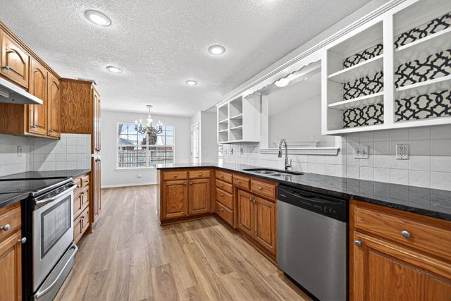 1804 SW Spruce Road, Bentonville, AR 72713