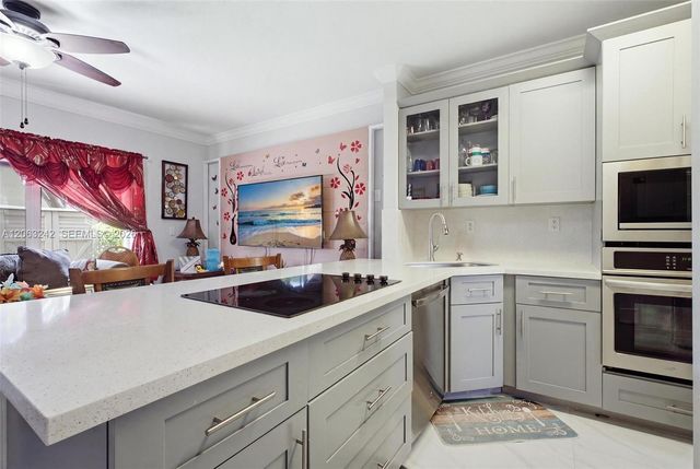 3365 NE 14th Dr 104-16, Homestead, FL 33033