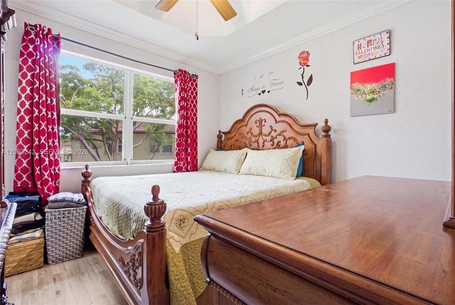 3365 NE 14th Dr 104-16, Homestead, FL 33033