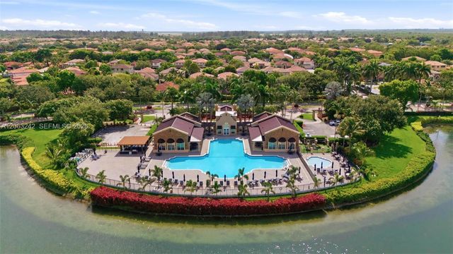3365 NE 14th Dr 104-16, Homestead, FL 33033